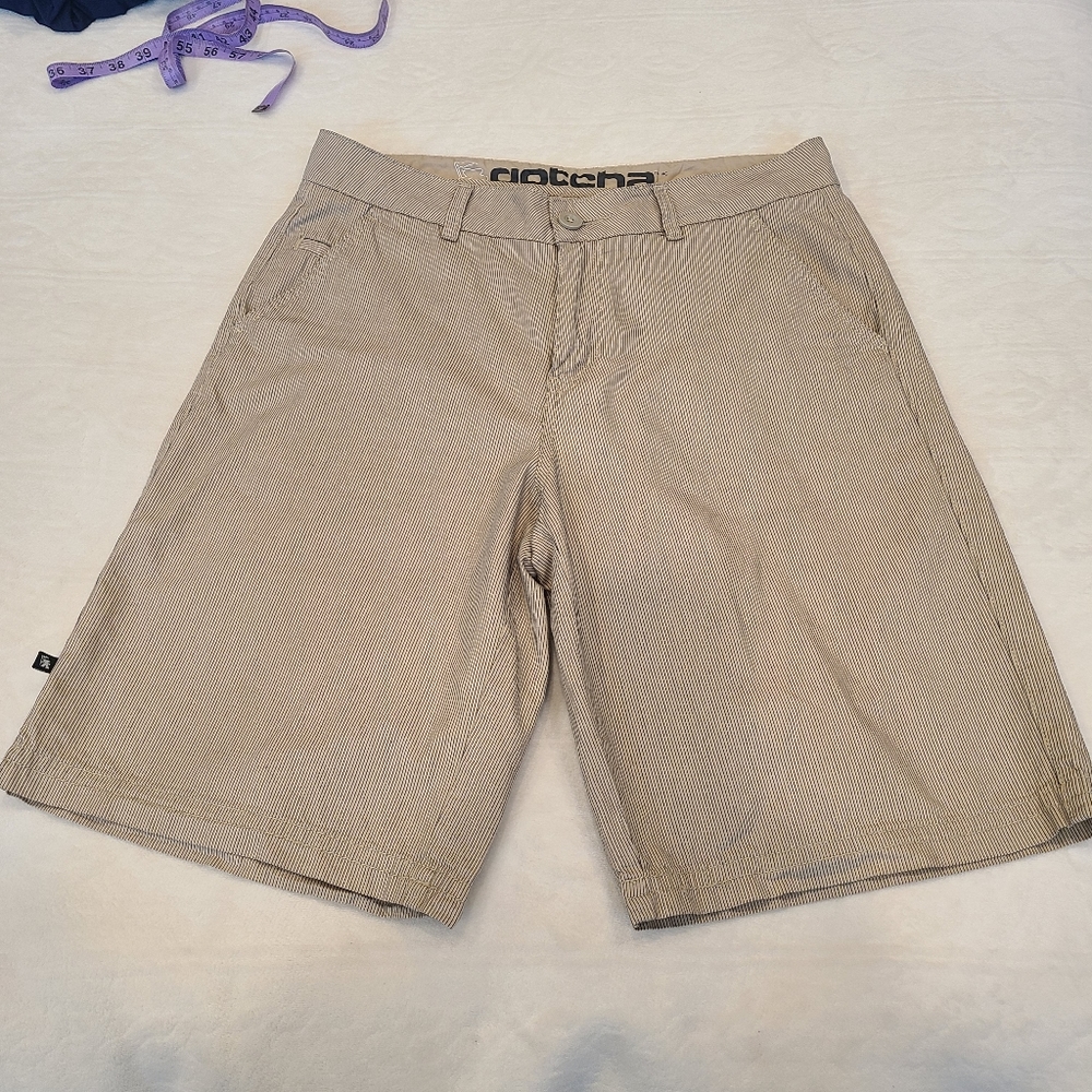 Gotcha short pants